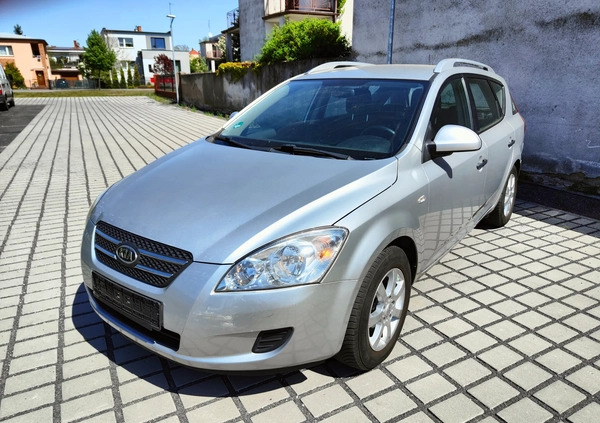 Kia Ceed cena 13900 przebieg: 181000, rok produkcji 2009 z Wolsztyn małe 79